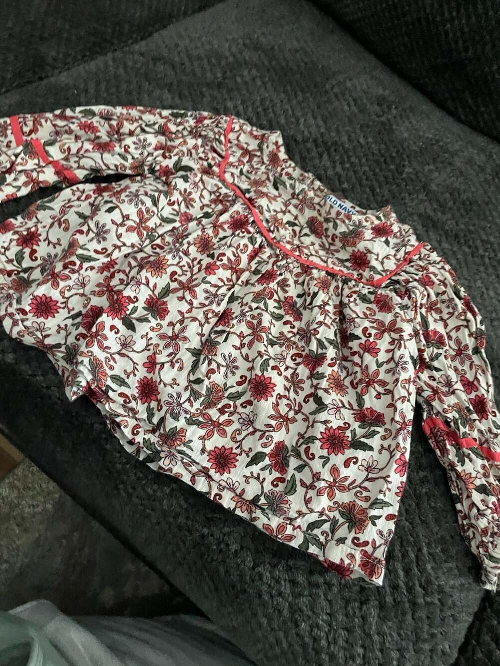 Old Navy Floral Print Long Sleeve Blouse